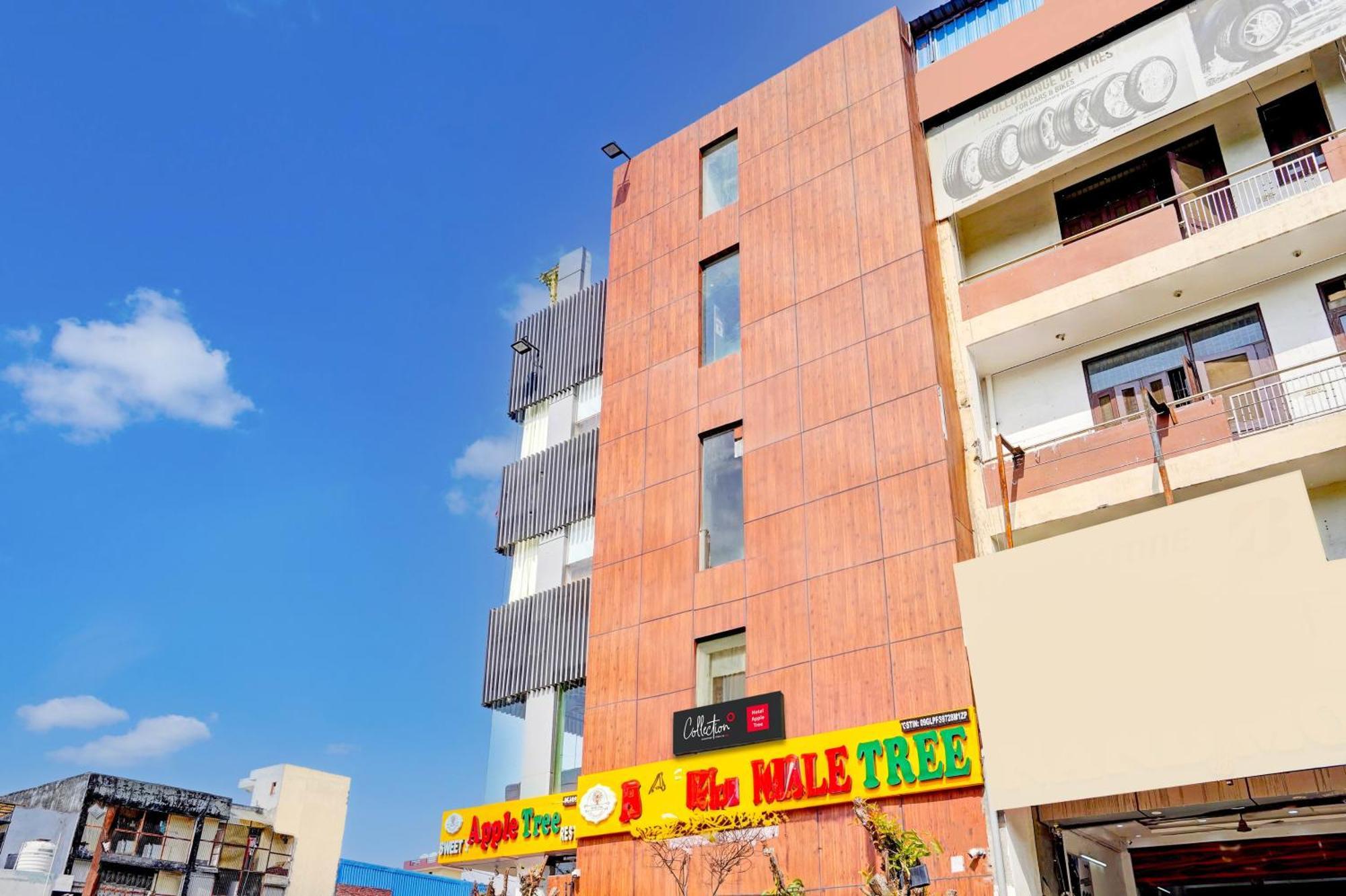 Hotel Collection O Apple Tree Noida Esterno foto